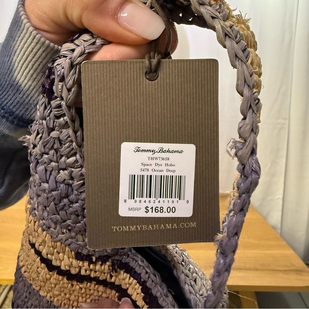 Tommy Bahama Hobo woven bag neutral, dark blue, light grey Large travel tote NWT - Picture 3 of 6